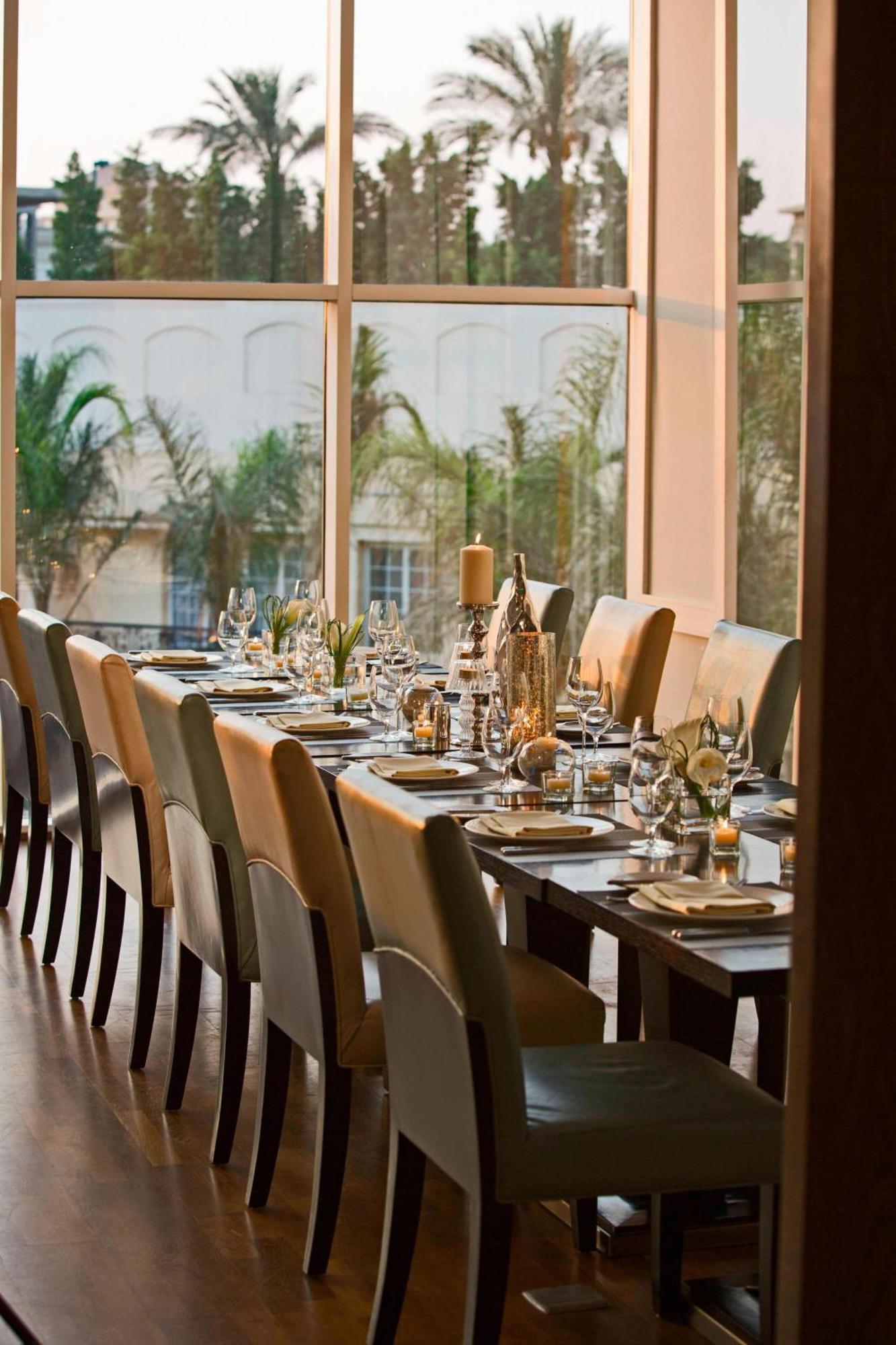 Hotel Renaissance Mirage 5*