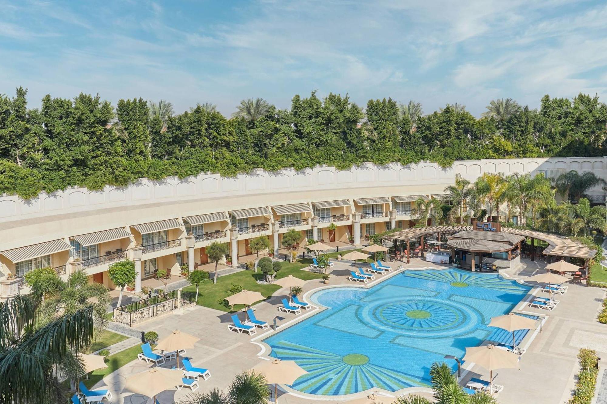 Hotel Renaissance Mirage